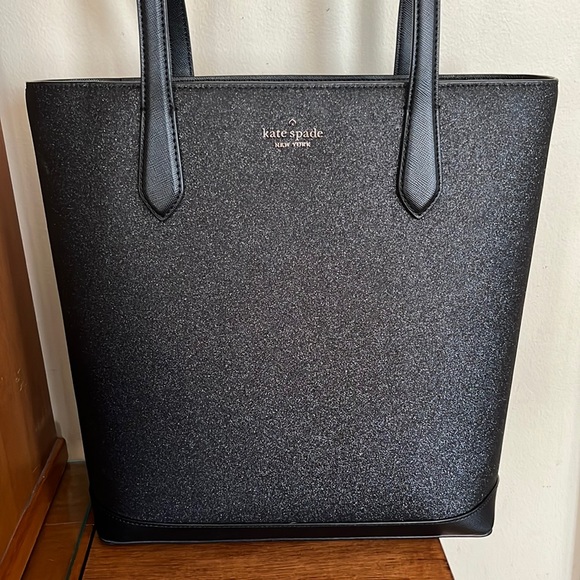 Handbags - Kate Spade tote